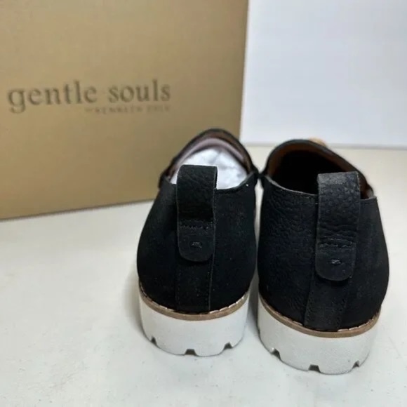 New Gentle Souls by Kenneth Cole Womens Eugene Lug Bit Blk Loafers Shoes Slip On - Picture 3 of 6